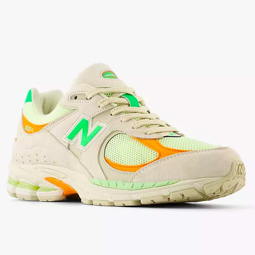 🍏 NEW BALANCE 2002R GREEN APPLE 🍏 - Picture 2 of 4